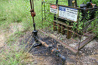 Leaking oil pump